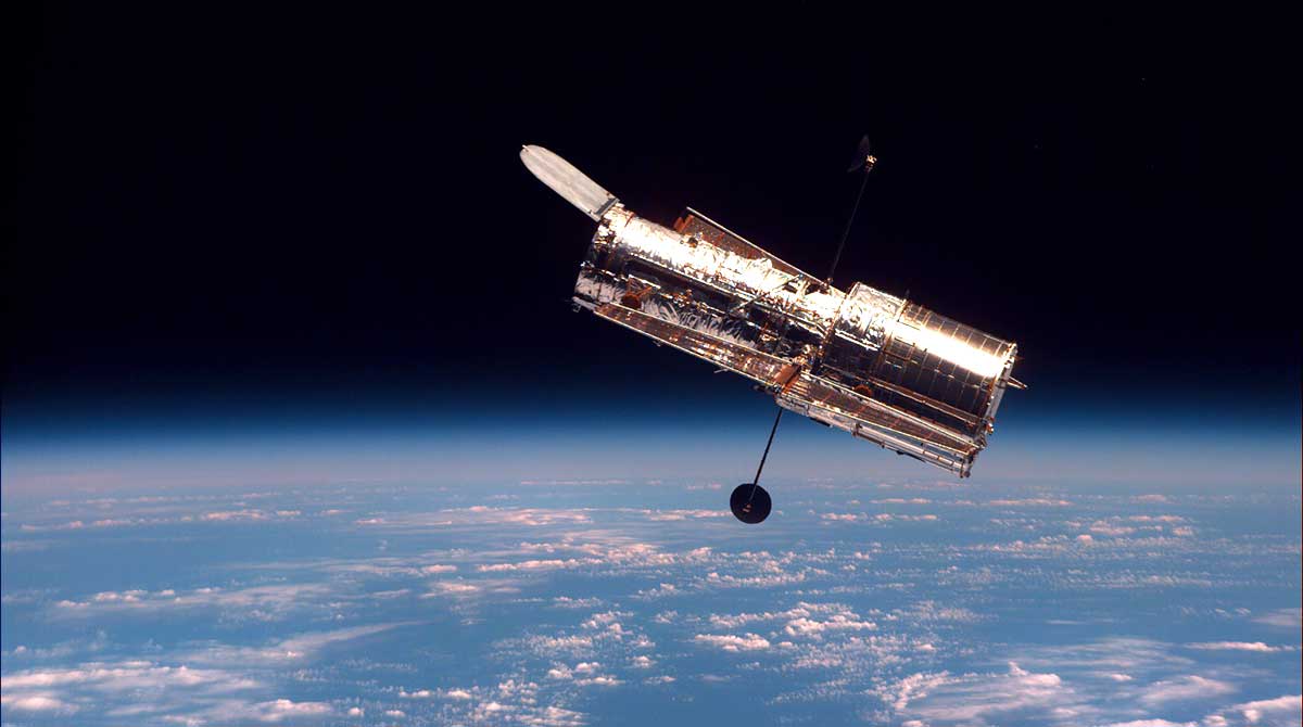 Hubble 01