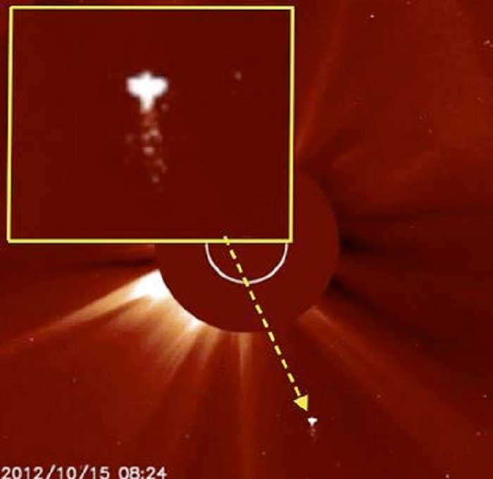 Streetcap1 Spotted An Identical UFO In NASA’s SOHO Image In 2012. Note The Trail It Leaves Behind It